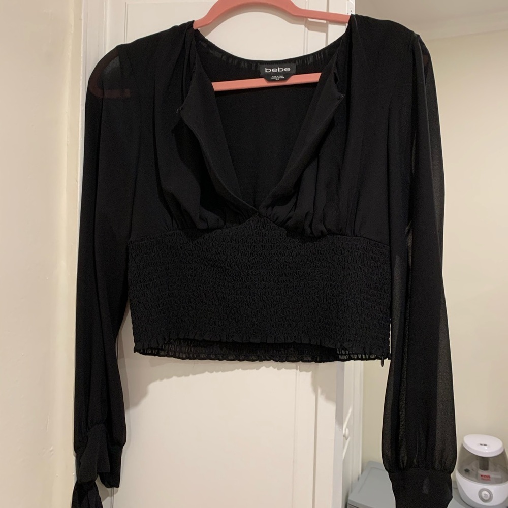 Bebe Dressy Shirt perfect for a date night or just regular in size Medium